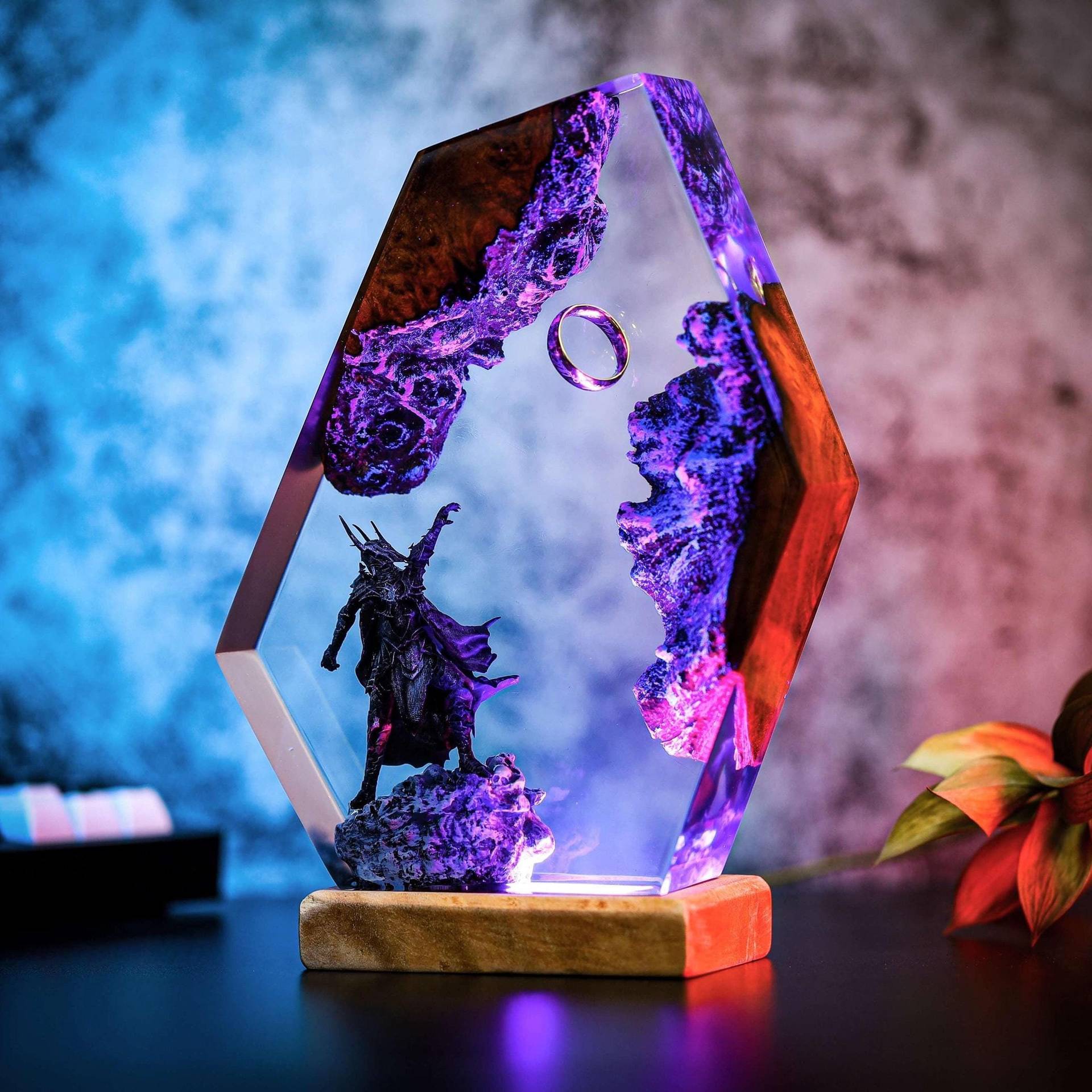 Figurka z sceny filmowej, stol – Lighting Decoration For Wedding recenzja i cena